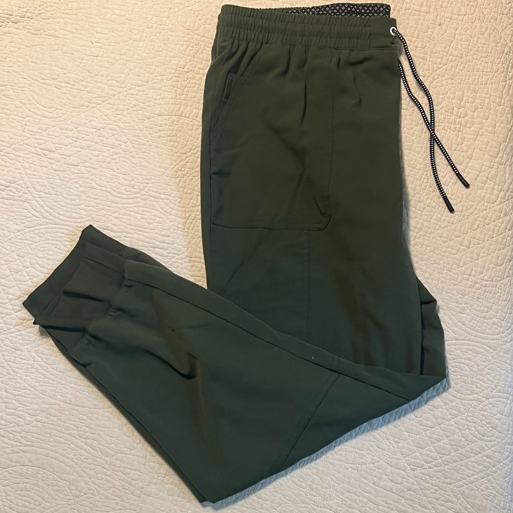 Beyond Scrubs Happiness Collection Lively Jogger